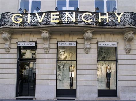 givenchy paris 3 avenue george v 75008 france|givenchy paris store locations.